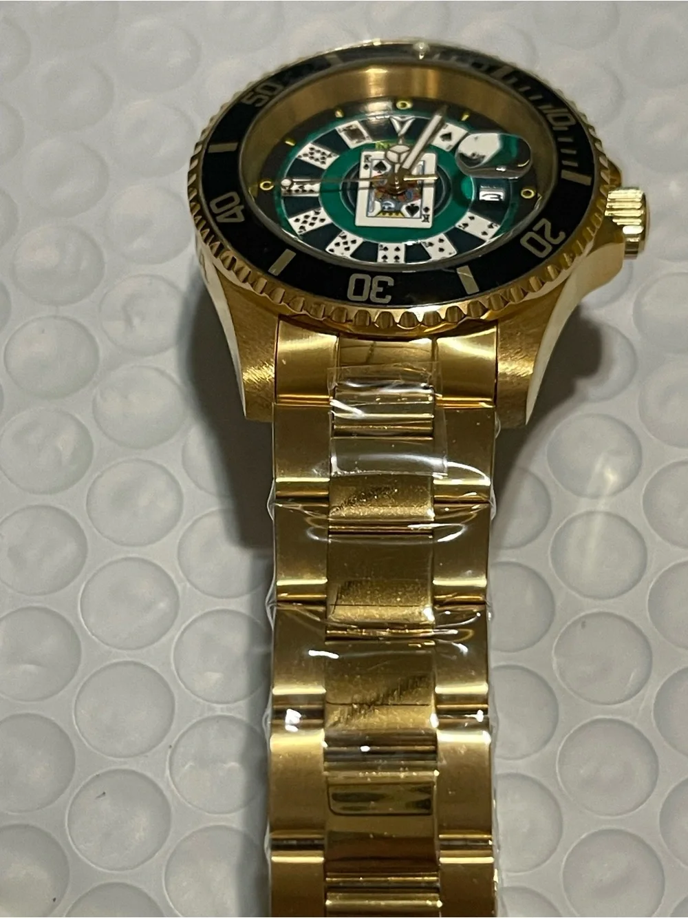 Invicta Pro Diver House of Cards Men's Watch - 40mm. Gold NEW